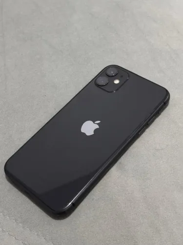 iPhone 11 128 GB preto com caixa e NF todo original 