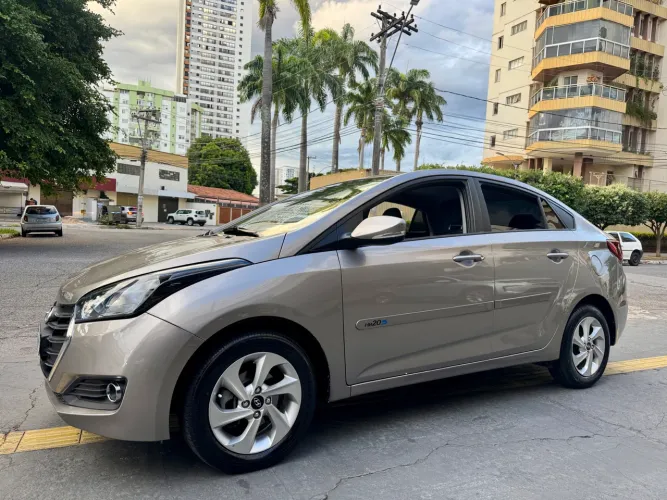 Hyundai HB20S C.plus/c.style 1.6 Flex 16V Mec.4p 2017