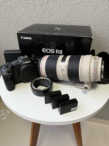Canon R8 + 70-200mm