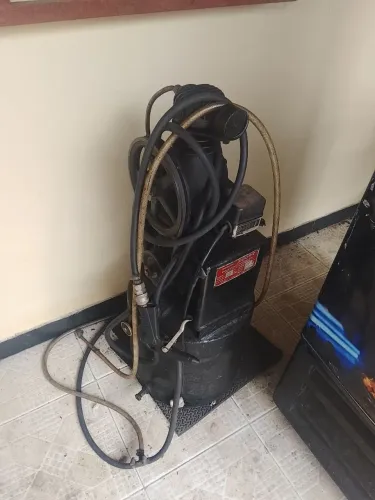 VENDO COMPRESSOR PARA BORRACHARIA E OFICINA