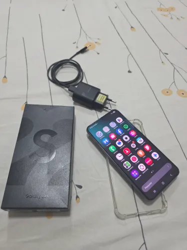 Troco S22 normal 128gb em caixa BOOMBOX 