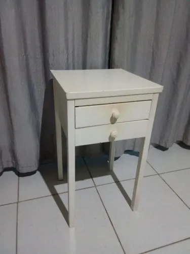 Criado mudo