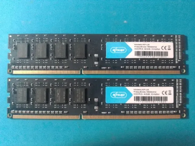 Par de pentes de memoria RAM DIMM 4Gb DDR3 1600