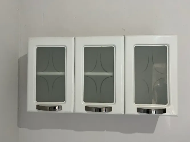 3 Armário aéreo aço