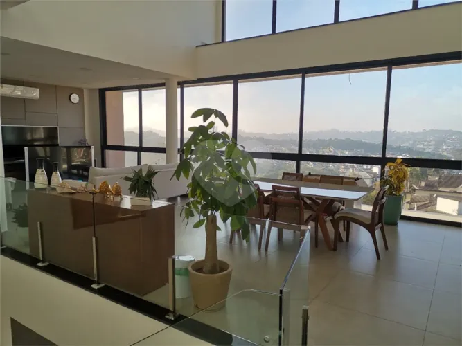 Condomínio com 5 quartos à venda em Canjicas - SP