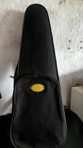 Violino Michael 4/4 - Excelente Estado + Estojo Rígido Incluso