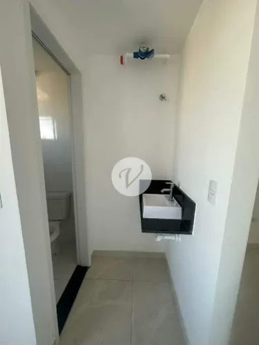 Sala Comercial para Alugar em Santo André (Parque Jaçatuba) | 32,32 m²