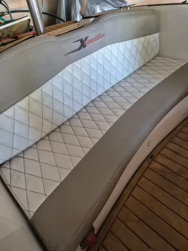 Lancha XSpeed 120 com motor Mercury 50Hp em excelente estado com Carreta Rodoviária