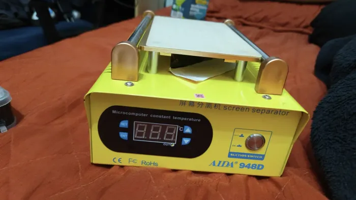 Separadora de tela de celular Nova