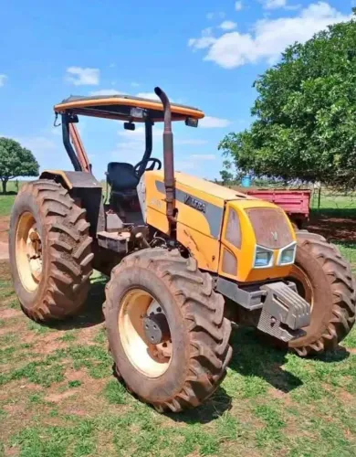 Valtra - A750 2010