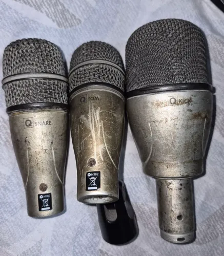Microfones Samson para bateria.