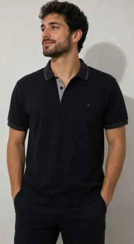Blusa Polo da Aramis Slim Preta tamanho M, bonita, bem confortável, tecido macio. 