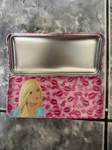 estojo latinha barbie vintage anos 2000