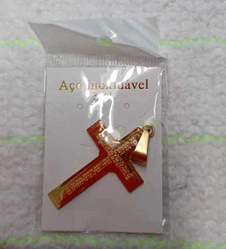 Pingente cruz de aço