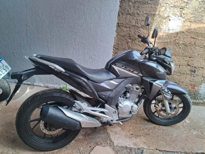 Vende-se