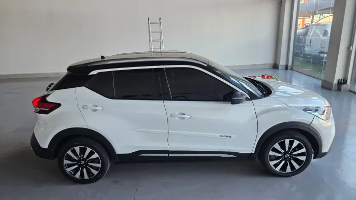 Nissan Kicks SL 1.6 16V Flexstar 5P Aut. 2017