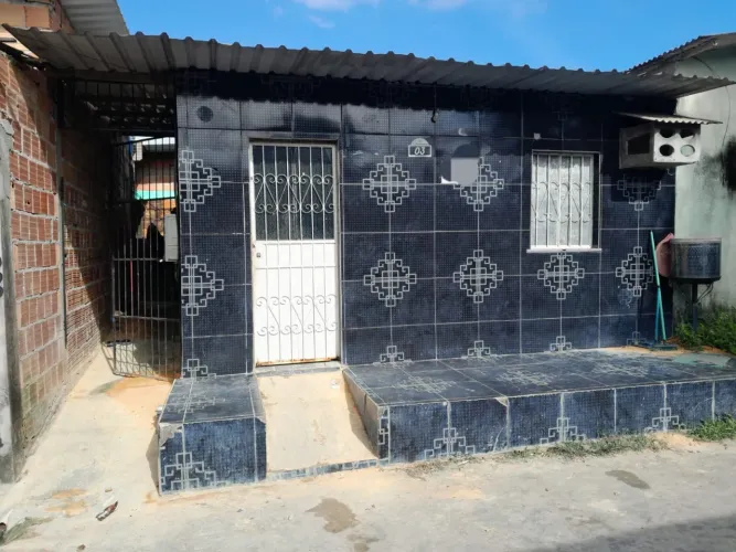 Vendo uma casa no bairro Cidade de Deus