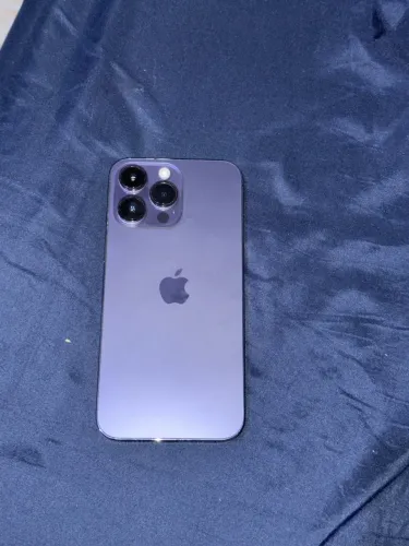 iPhone 14pro max ROXO
