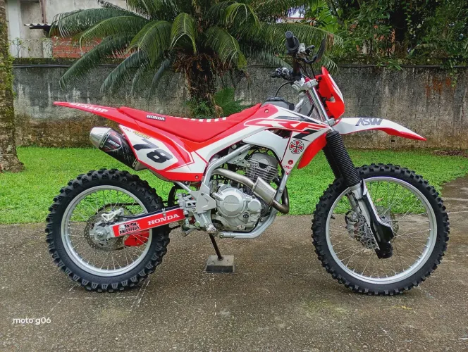 Honda CRF 250F 2024 equipadaa
