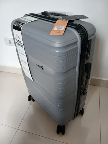 Mala de viagem de plástico reforçada com senha