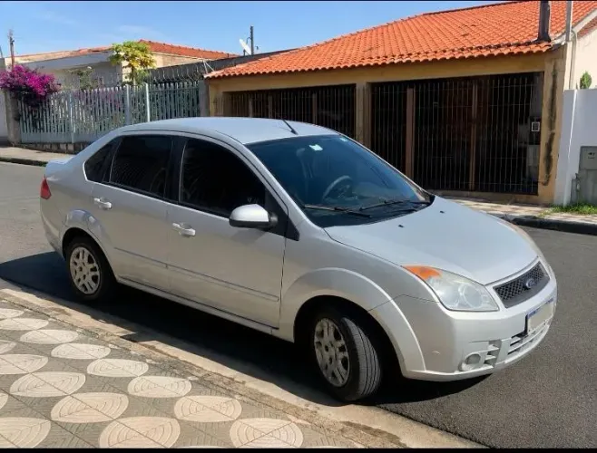Ford Fiesta Sed. 1.6 8V Flex 4P 2008