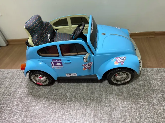 Carrinho Elétrico Infantil Fusca Beetle 12v Controle Remoto