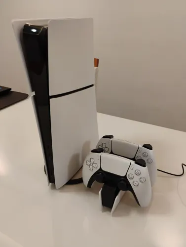 PlayStation 5 Slim Digital + GTA VI Ultimate Edition + 100 Jogos