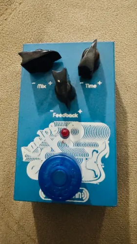 Pedal delay guitarra