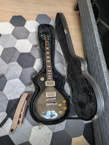 Guitarra Hurricane Les Paul - Com EMG Ativos e ferragens GOTOH