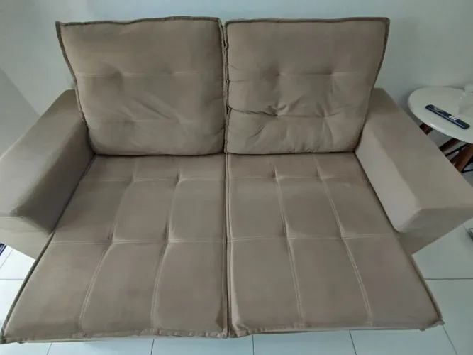 Vendo sofá retrátil 4 lugares 