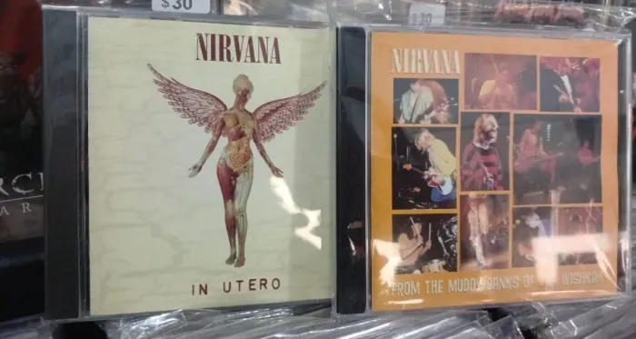CD NIRVANA IN UTERO+ FROM THE MUDDY LIVE - 120
