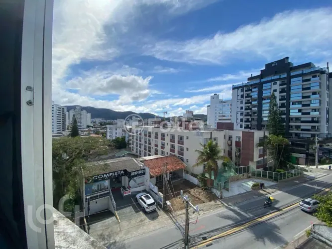 Apartamento à venda Rua Lauro Linhares, Trindade - Florianópolis
