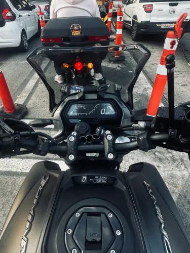 Bajaj dominar 400