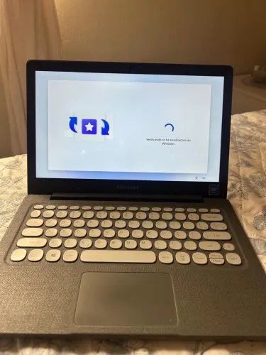 VENDE-SE NOTEBOOK