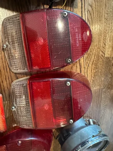 Par de lentes Hella alemãs Super Beetle 1302 71/72
