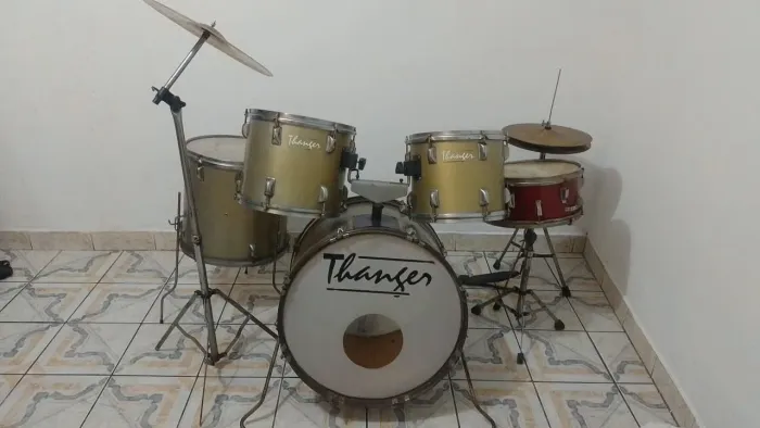Bateria thanger 7 peças sem banco.