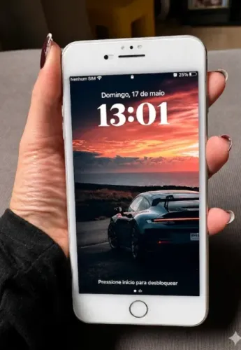 IPHONE 8