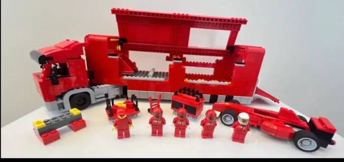 Lego Speed Champion Caminhão Ferrari 2005 