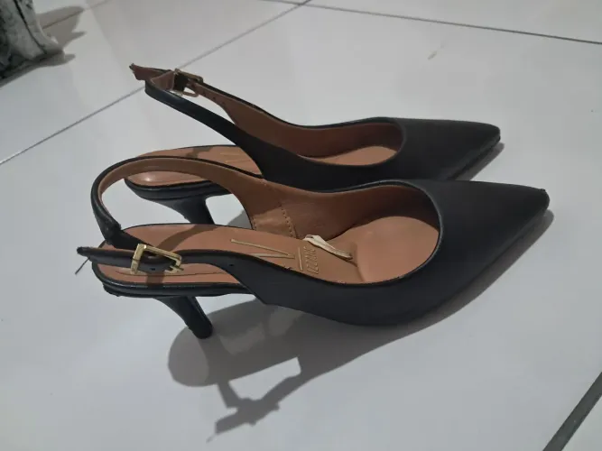 Scarpin Vizzano preto tam. 35 super confortável