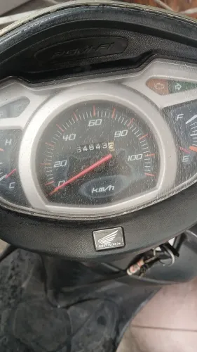 VENDE LEAD HONDA 110