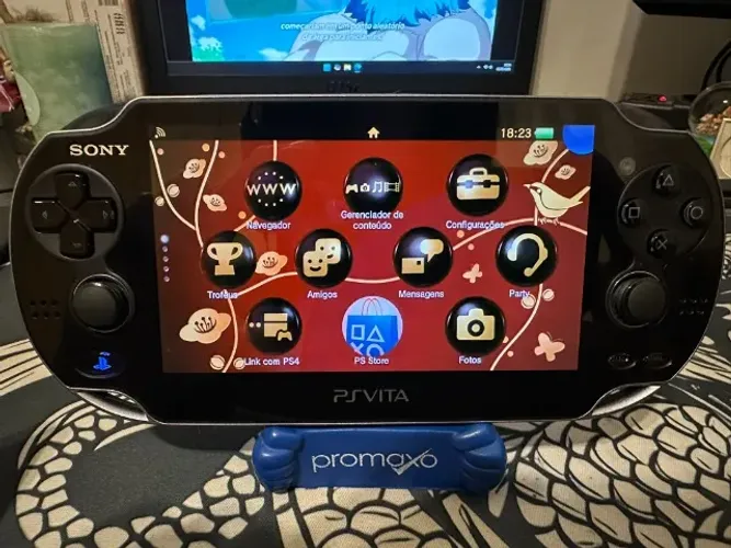 PS Vita OLED PCH-1001 + Silent Hill + 10 Jogos + Cartões Originais.