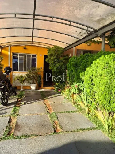 Casa com Condominio 3 quartos Vila Palmares, Santo André.