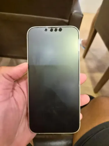 iPhone 13 normal 128 giga de memória