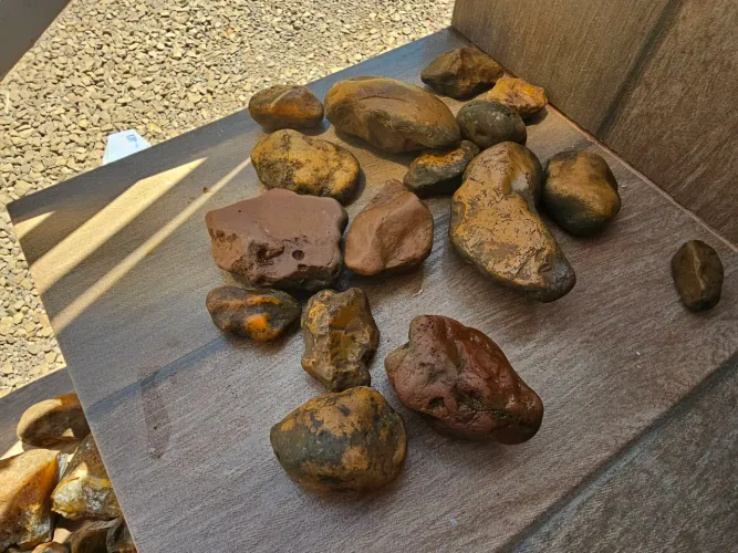 Lote de Jaspe Bruto Natural - Pedras para Artesanato e Coleção