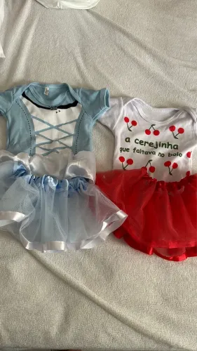 Roupa mesversario menina
