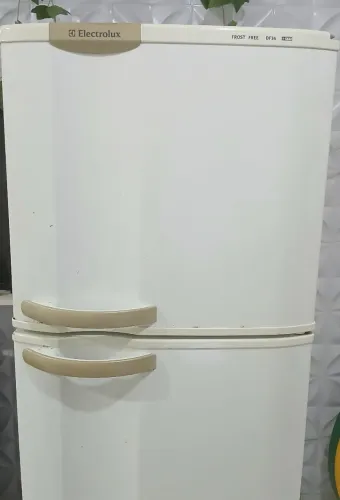 Geladeira Electrolux Toda boa Dúplex Frost Free Única Dona