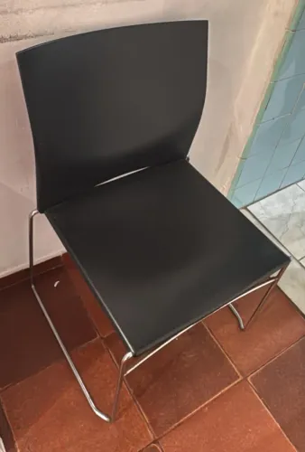 Cadeira preta