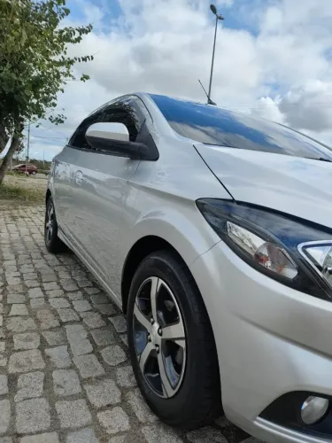Chevrolet Onix Hatch LTZ 1.4 8V Flex Mec. 4P 2019