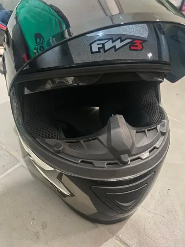capacete fw3
