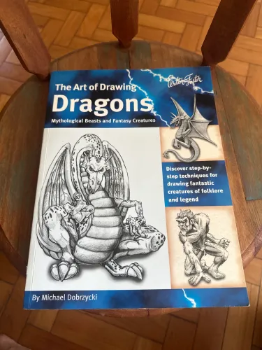 The art of drawing dragons. Walter Foster